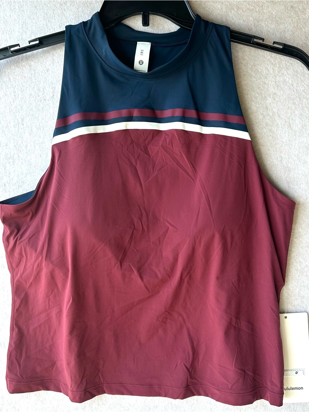 lululemon Women’s Shirt Size XL Sleeveless Tank Top - Burgundy & Navy NWT